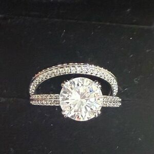 ITALO JEWELRY Elegant SS white sapphire wedding set